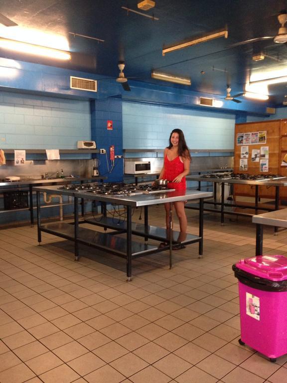 A Pousada Adventurers Backpackers Townsville Exterior foto