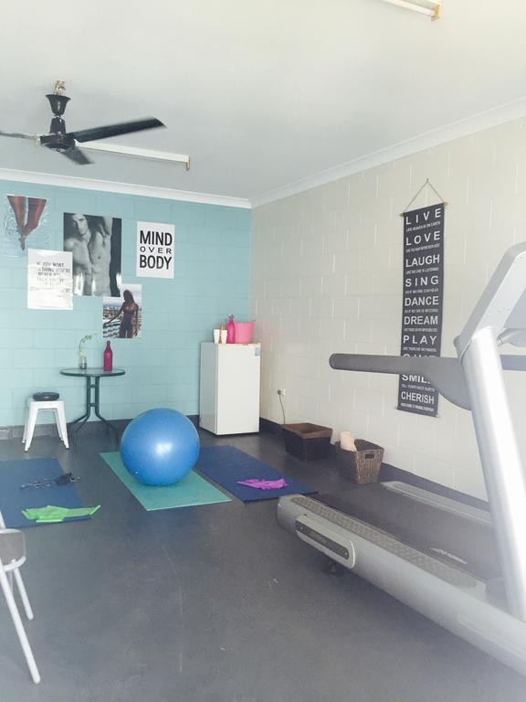 A Pousada Adventurers Backpackers Townsville Exterior foto