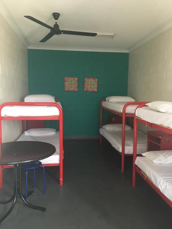 A Pousada Adventurers Backpackers Townsville Exterior foto