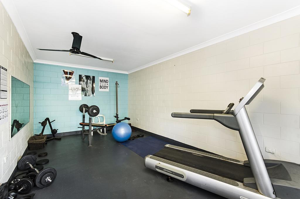 A Pousada Adventurers Backpackers Townsville Exterior foto